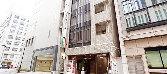 駅から徒歩1分